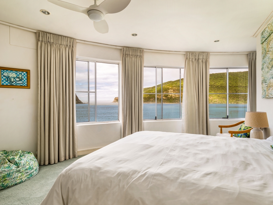 4 Bedroom Property for Sale in Leisure Isle Western Cape